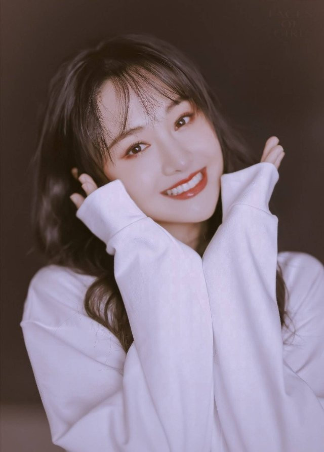 Vừa rộ tin đóng "Hoa Thiên Cốt", Trịnh Sảng “phân thân” kết duyên với Tiêu Chiến ảnh 3