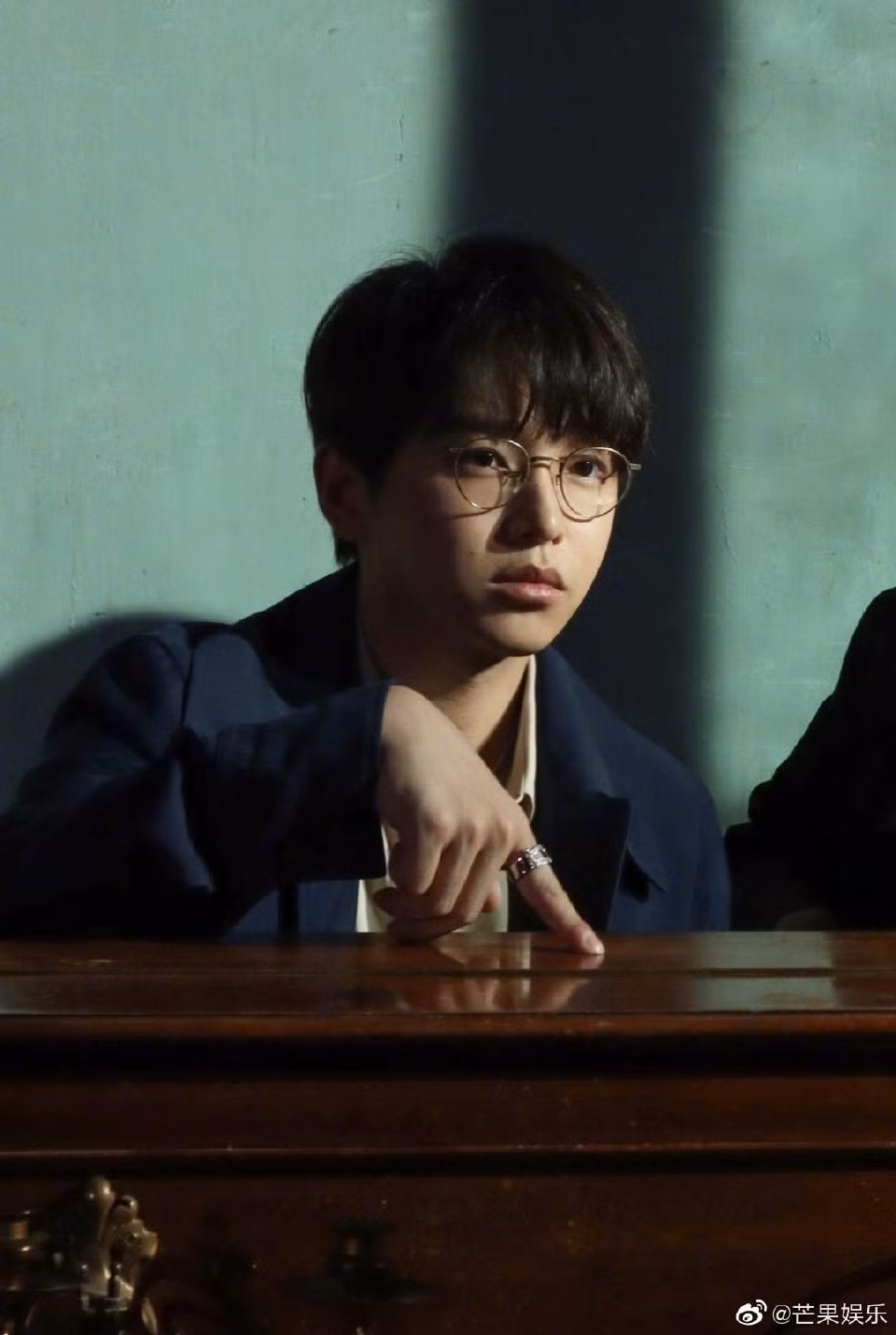 Quên Bành Dục Sướng mũm mĩm đáng yêu đi, khi gầy anh chàng cũng là “soái ca” chẳng kém ai ảnh 11