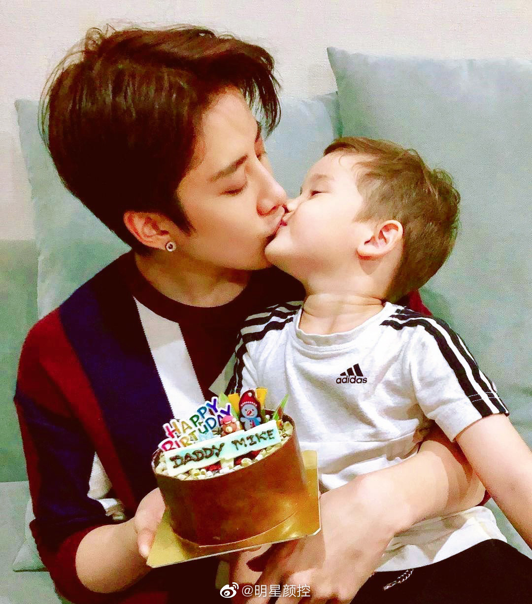 Mike Angelo kiện bạn gái cũ vì trợ cấp hàng tỷ đồng nhưng bị ngăn cấm gặp con trai ảnh 3