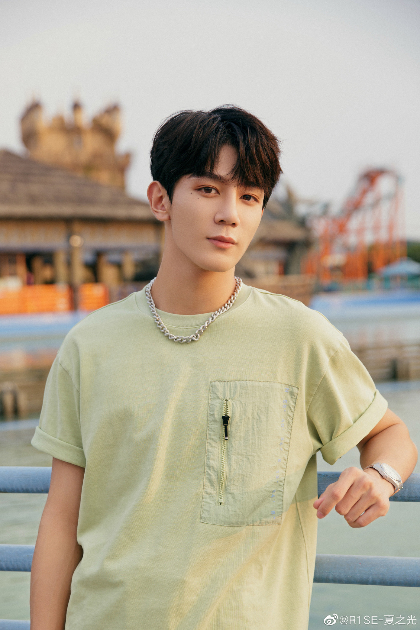 2020 - “năm hạn” của các boy group C-Pop, cựu thành viên Hoàng Minh Hạo cũng “dính đạn“? ảnh 6