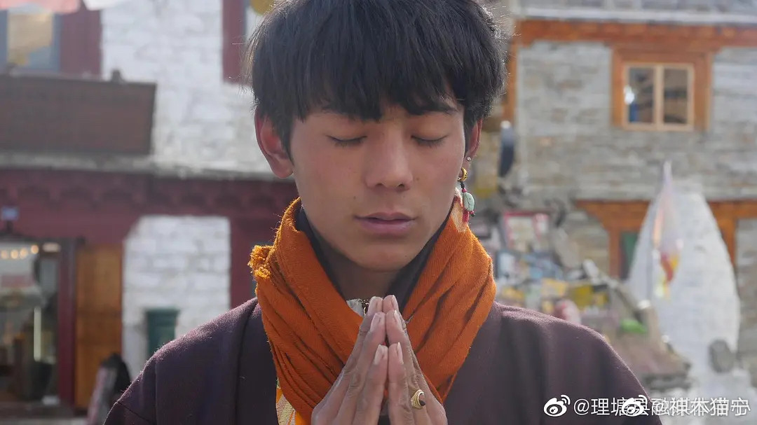 Hotboy người Tây Tạng tiết lộ bí mật nhỏ, phủ nhận tin đồn tham gia “Sáng Tạo Doanh 4” ảnh 4