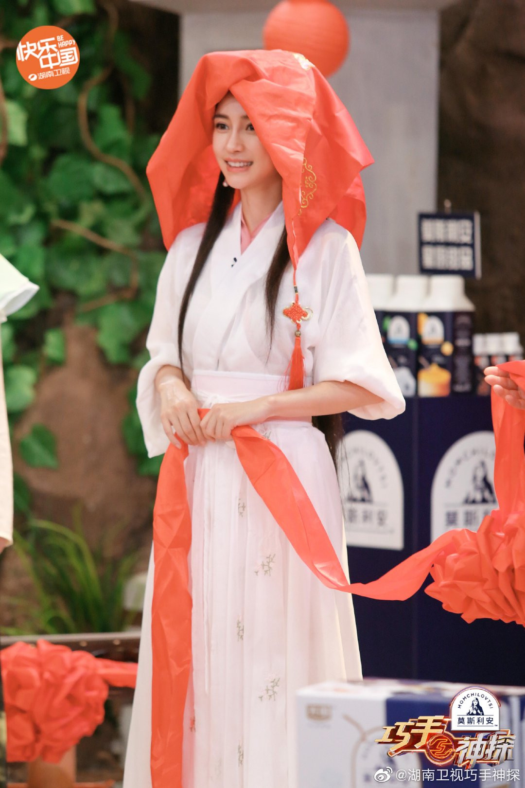 Angela Baby hóa thân thành “Thần tiên tỷ tỷ” trong show tạp kĩ Xảo Thủ Thần Thám ảnh 6