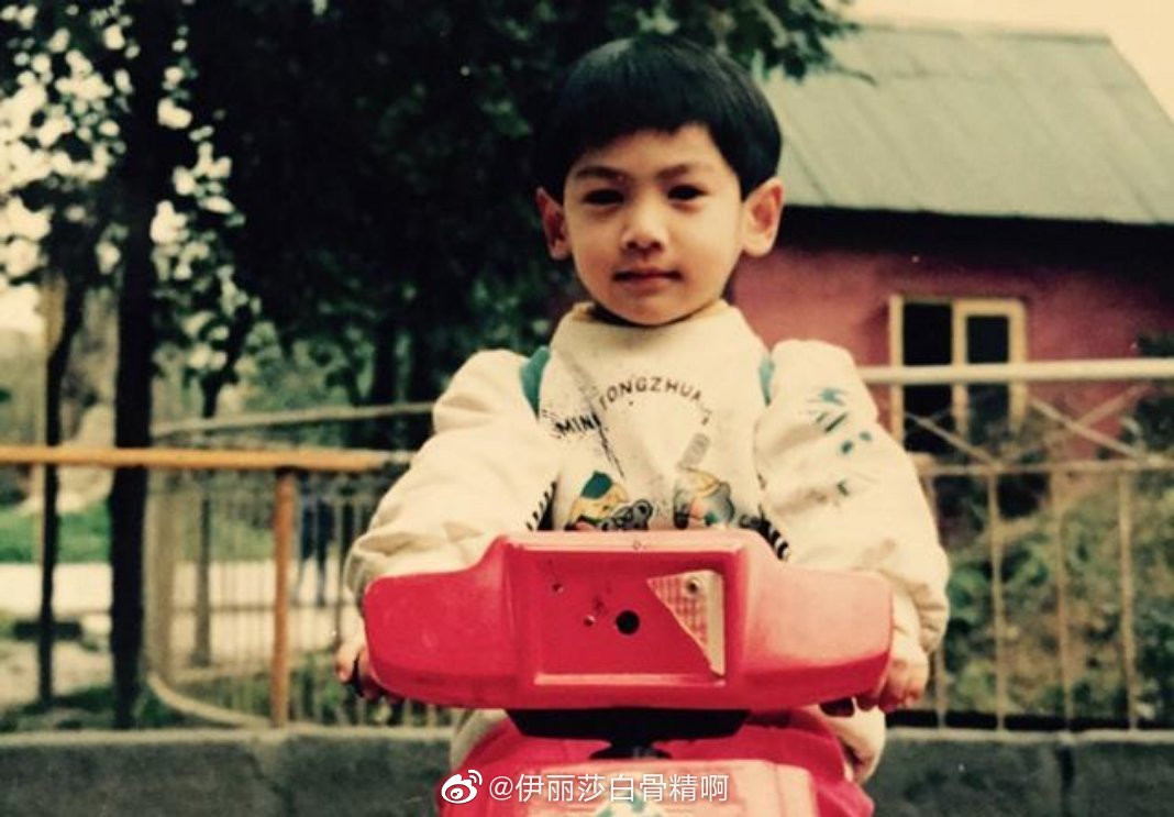 La Vân Hi lão hóa ngược, ảnh thẻ 10 năm trước cực xuất sắc và sở hữu gương mặt tỉ lệ vàng ảnh 5