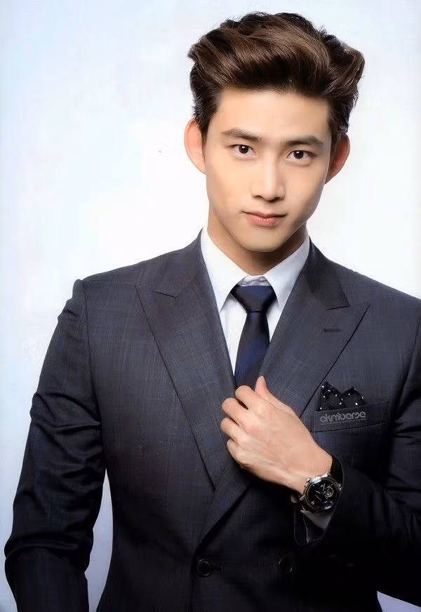 Song Joong Ki trở lại với bom tấn mới, nhưng Taecyeon (2PM) mới là tâm điểm chú ý ảnh 5