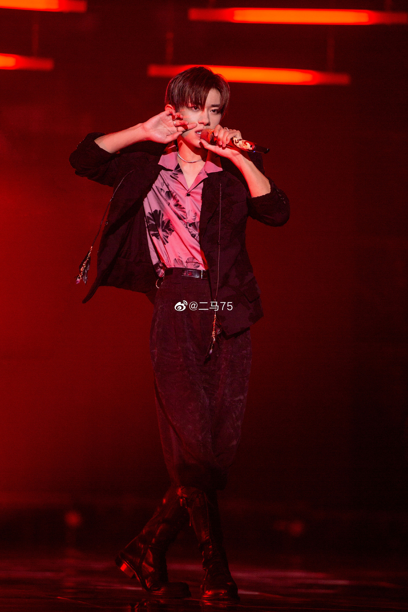 TFBOYS: Hành trình 7 năm khép lại, vững bước ước hẹn 10 năm cùng Tứ Diệp Thảo ảnh 8