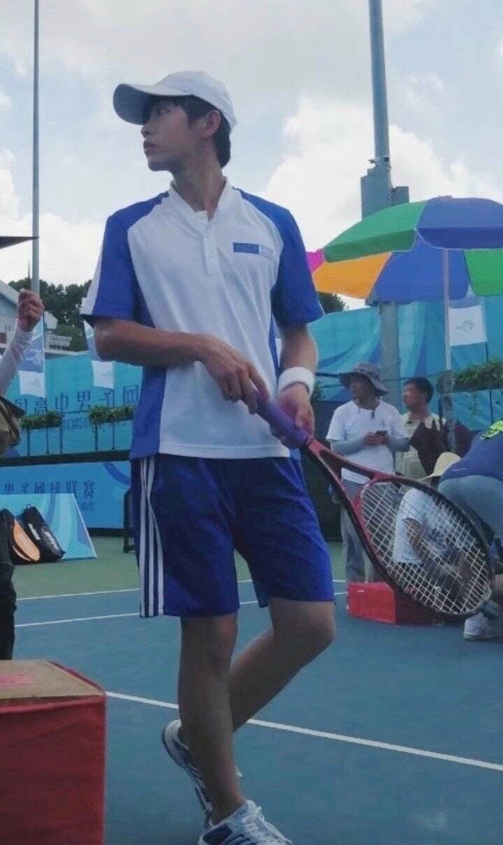 Quên Bành Dục Sướng mũm mĩm đáng yêu đi, khi gầy anh chàng cũng là “soái ca” chẳng kém ai ảnh 7