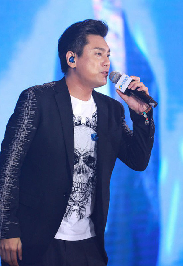 Tài tử “Vườn sao băng” Chu Hiếu Thiên mắc bệnh di truyền, nhan sắc bị thời gian vùi dập ảnh 4