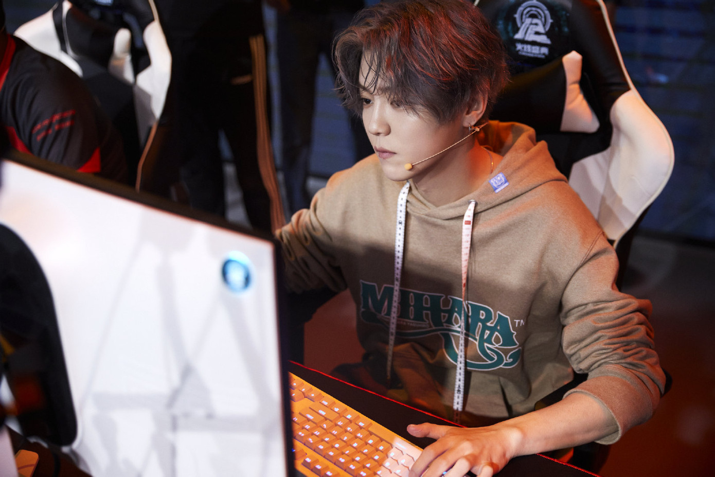 Gỡ bỏ định kiến "idol đóng phim", Lộc Hàm ngày càng khẳng định năng lực diễn xuất ảnh 2