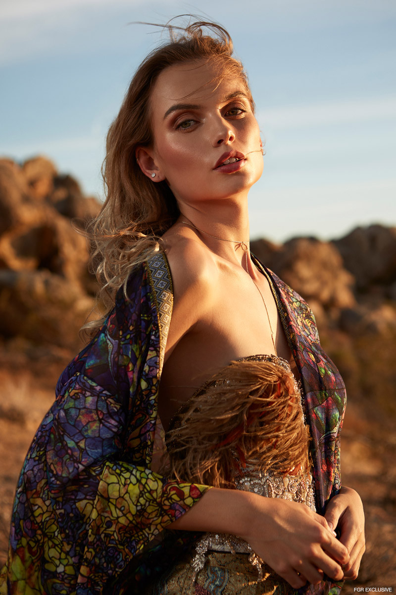 Bản sao của Taylor Swift đẹp ngất ngây như 'thôi miên' người nhìn ảnh 3