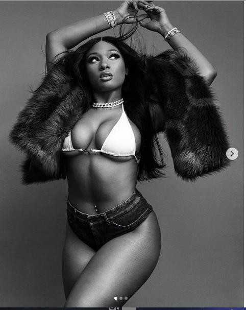 Megan Thee Stallion khoe ngực đầy 'bỏng mắt' ảnh 7