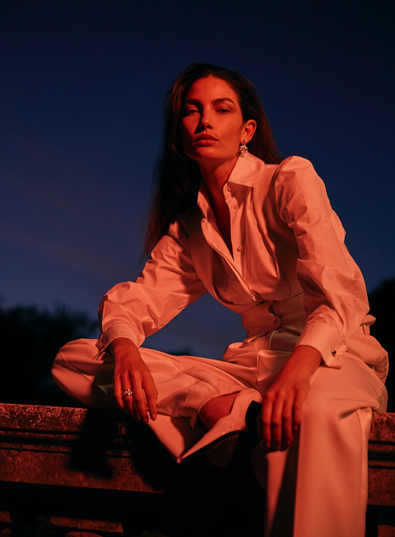 'Thiên thần nội y' Lily Aldridge khoe nhan sắc đẹp không 'góc chết' trên tạp chí ảnh 3