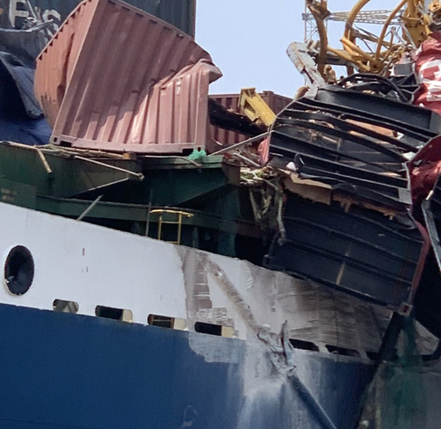 Thiệt hại 20 tỷ đồng sau vụ tàu chở container đâm trụ cầu Phước Khánh ảnh 2