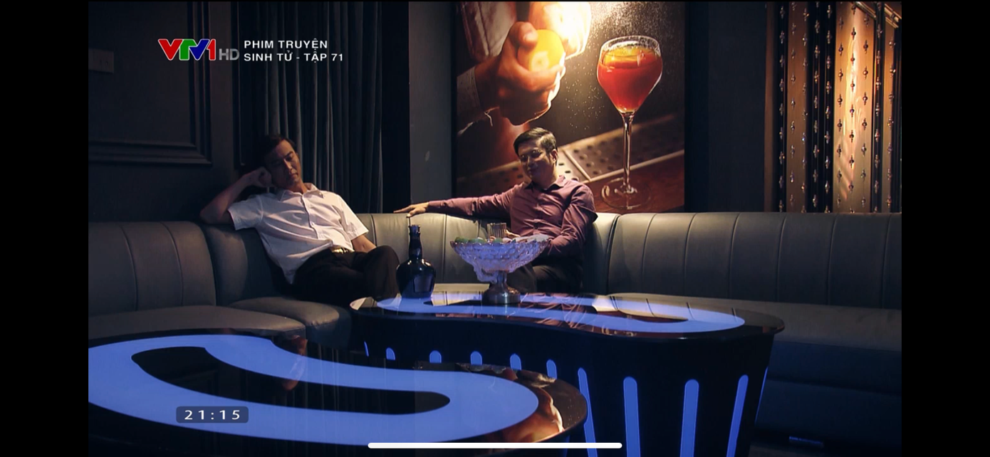 Mê mẩn ngắm hoa đỗ quyên cổ thụ trăm tuổi rực rỡ trên đỉnh Hoàng Liên Sơn ảnh 21 Mê mẩn ngắm hoa đỗ quyên cổ thụ trăm tuổi rực rỡ trên đỉnh Hoàng Liên Sơn ảnh 21