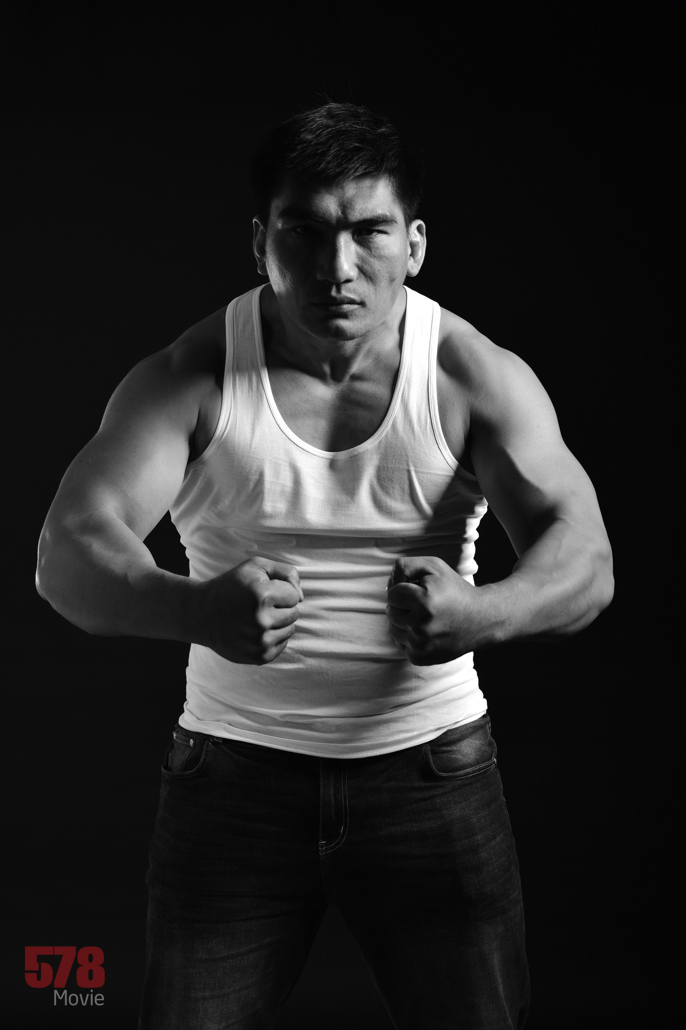 Một tuần sau nhập viện, H’Hen Niê có màn đánh võ gây choáng ảnh 3