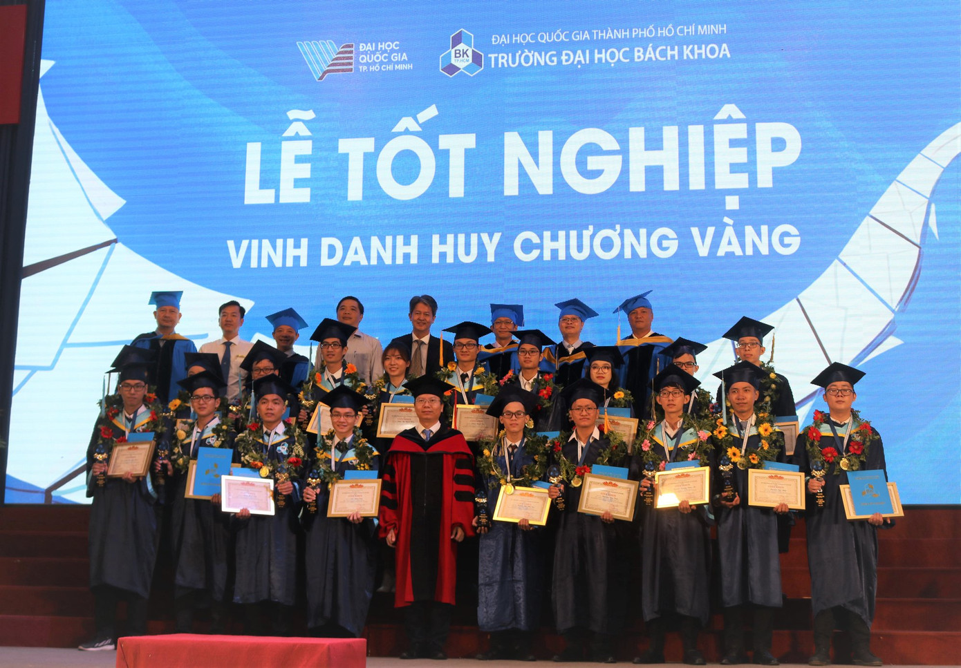 Nữ học viên trường ĐH Bách khoa (ĐHQG TP. HCM) ra trường với số điểm 9,63/10 ảnh 1