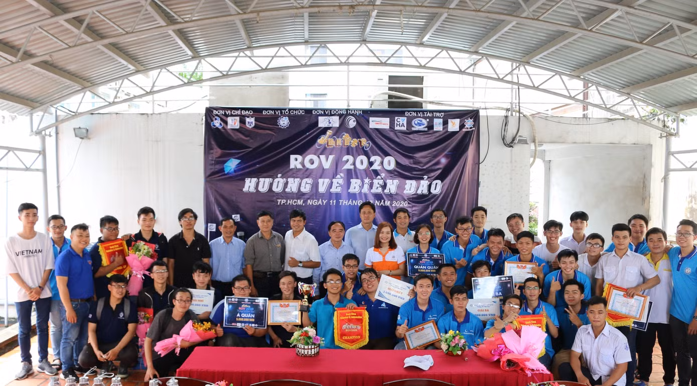 Song Tử Tây chiến thắng tại BKBOT-ROV 2020 ảnh 1