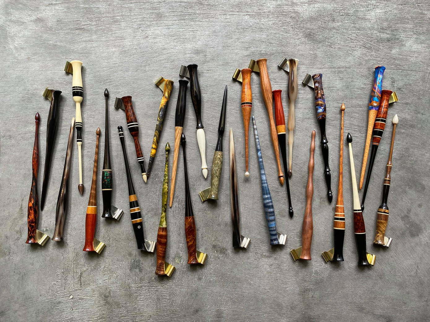 Chàng trai 9X tốt nghiệp trường ĐH Ngoại thương trở thành nghệ sĩ calligraphy hàng đầu ảnh 4