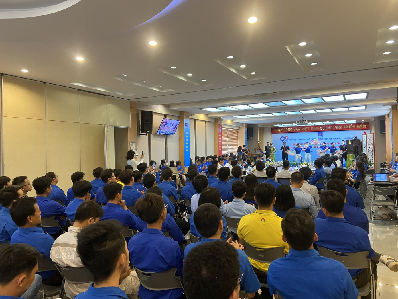 Tổng giám đốc PVN truyền lửa cho giới trẻ về 4 giá trị cốt lõi của người Dầu khí ảnh 1