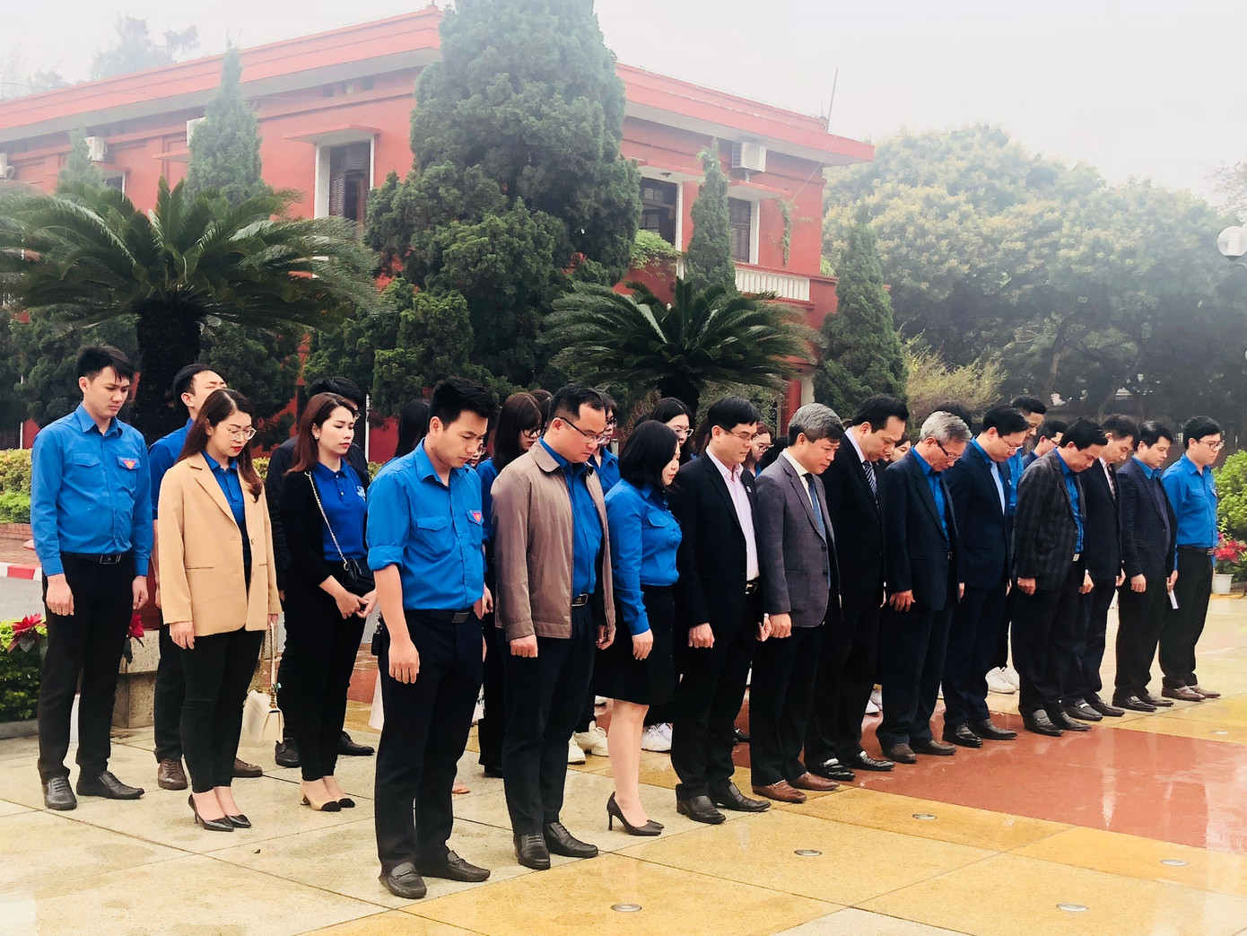 Tuổi trẻ Khối các cơ quan T.Ư tuyên dương Chi đoàn mạnh, Bí thư chi đoàn tiêu biểu ảnh 1