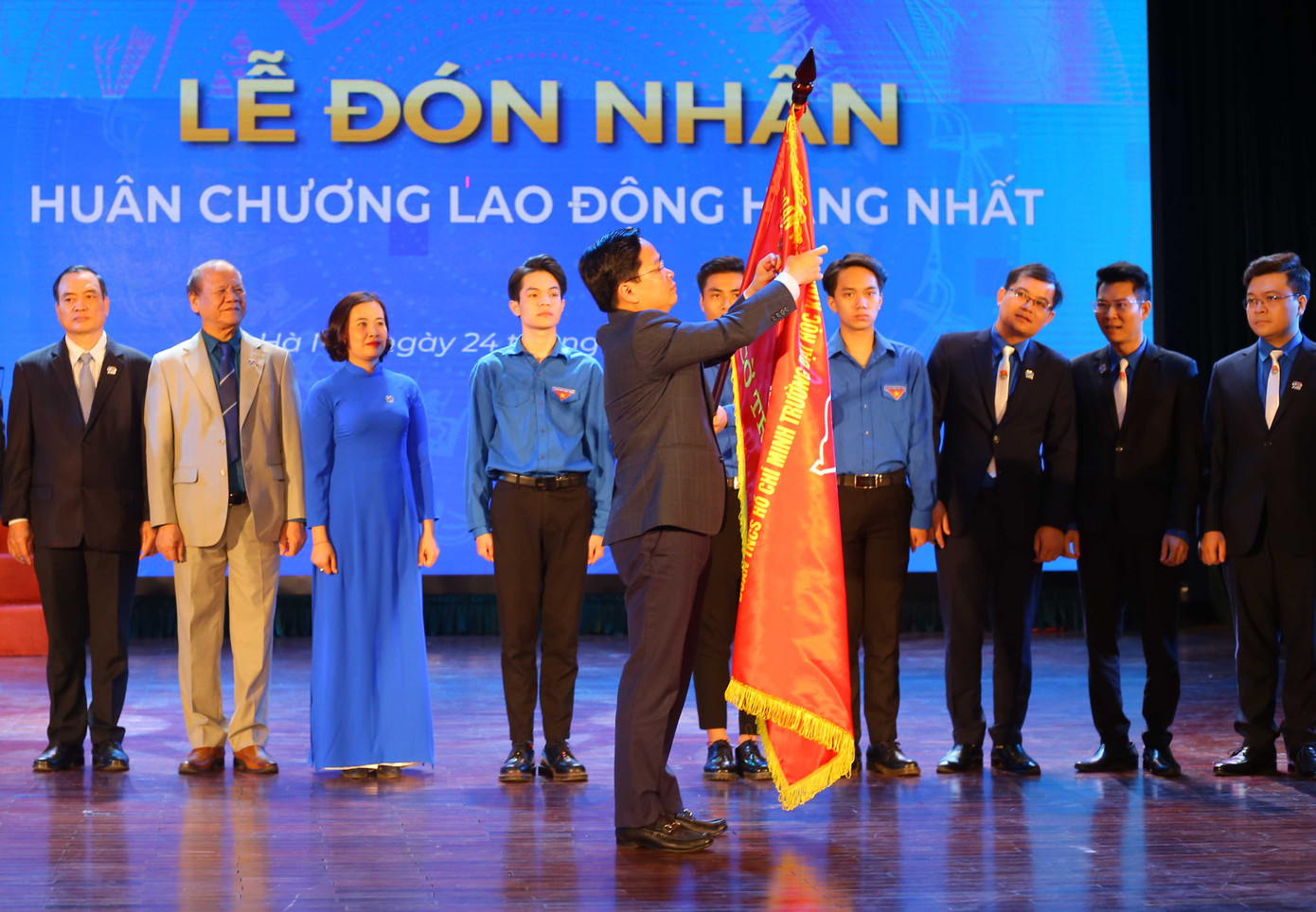 Công an TPHCM tuyên dương 26 cán bộ Đoàn tiêu biểu ảnh 8