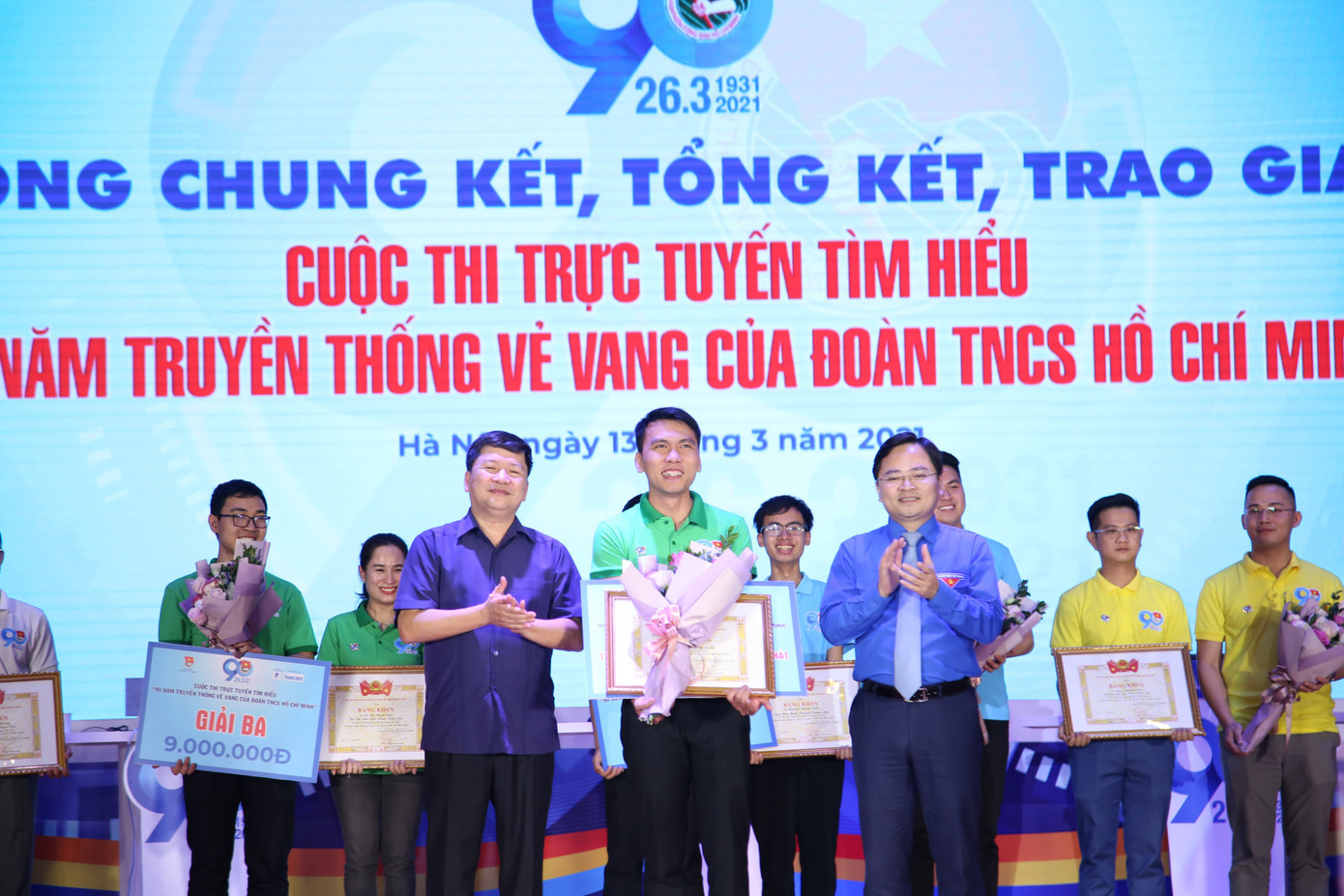 Thầy giáo cấp 3 giành giải đặc biệt thi tìm hiểu về Đoàn ảnh 3