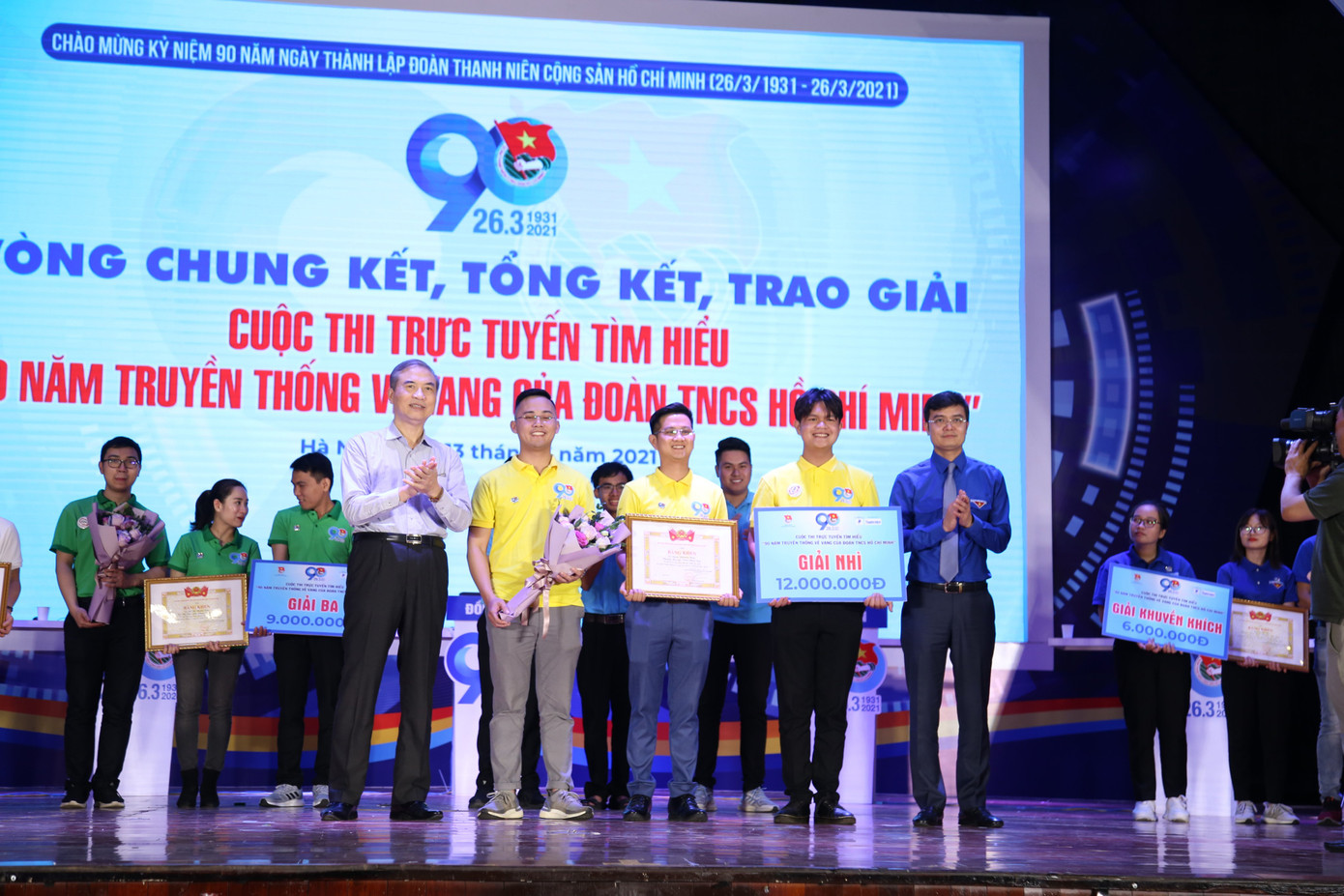 Thầy giáo cấp 3 giành giải đặc biệt thi tìm hiểu về Đoàn ảnh 5