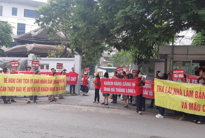 Xuất hiện hình bóng 'địa ốc Alibaba', mua nhà thập kỷ vô vọng ngày về ở ảnh 4