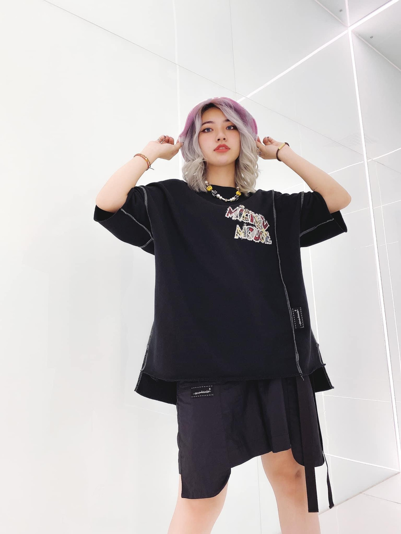 Nữ sinh trường Mỹ thuật theo đuổi phong cách cá tính và nổi loạn ảnh 10