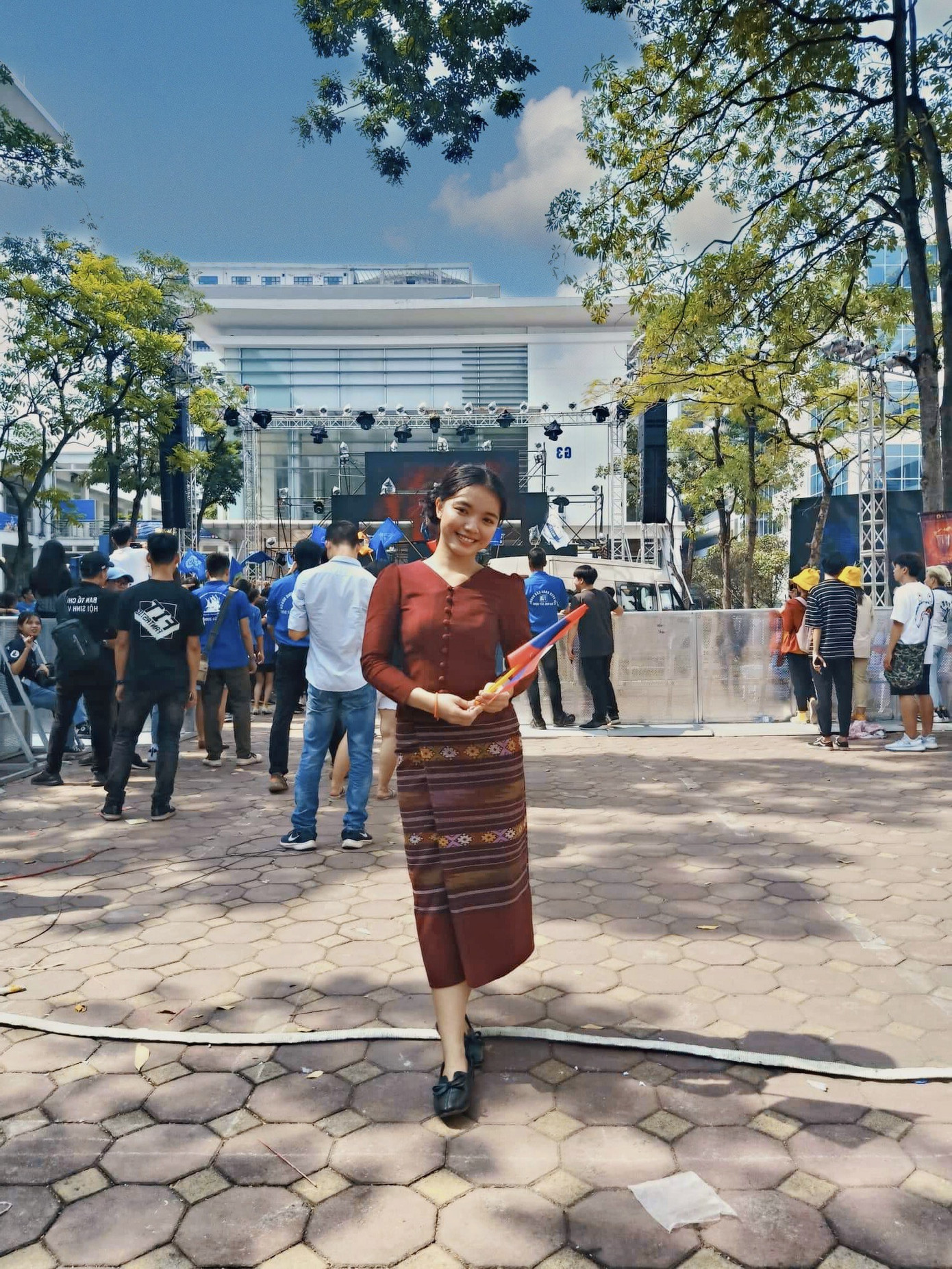 Cam phọt kể chuyện học tại Đại học Xây dựng ảnh 3