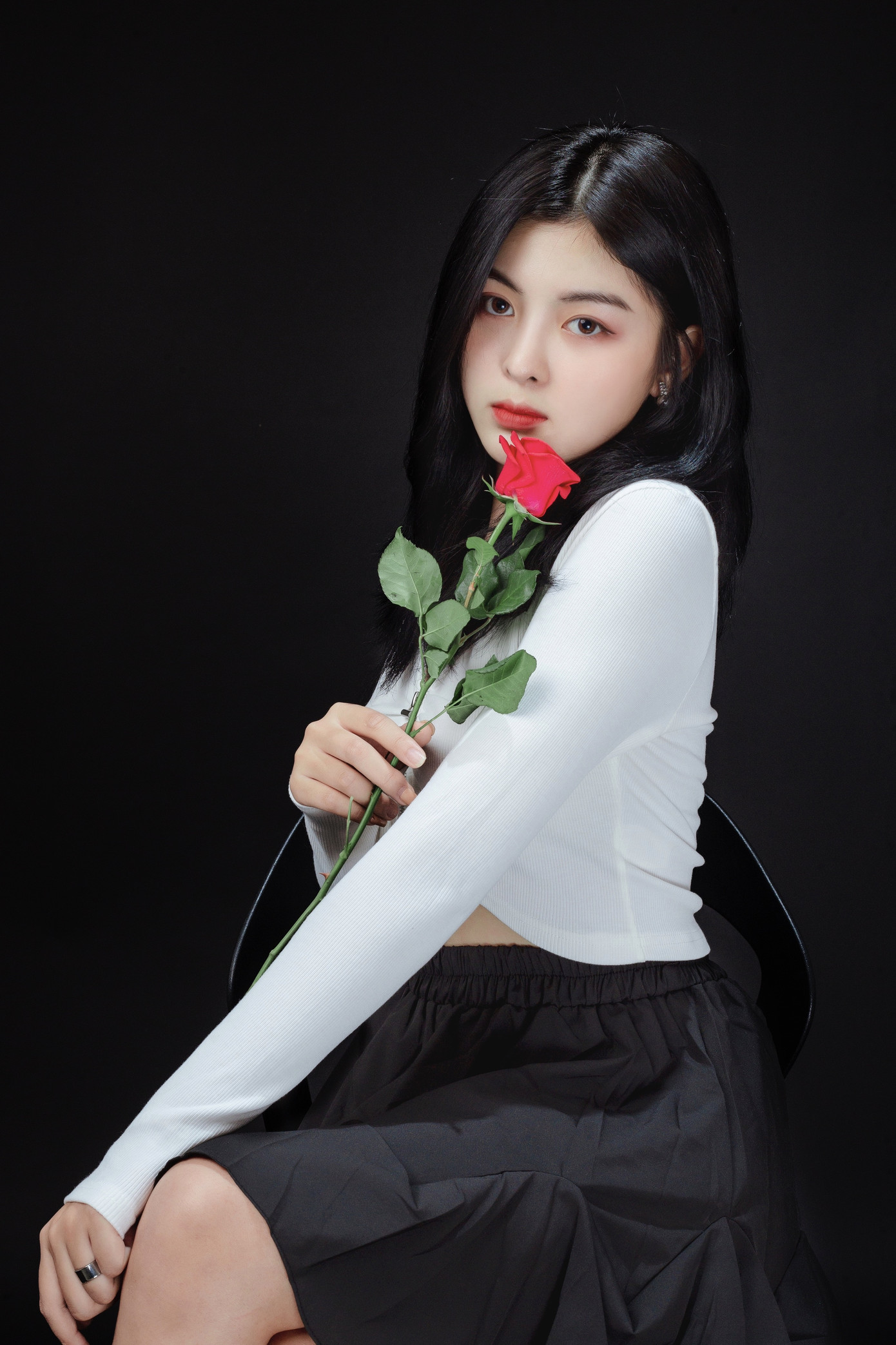 Nhan sắc “rúng động” của Hot Tiktoker Đắk Lắk khiến cư dân mạng đổ xô tìm kiếm ảnh 4