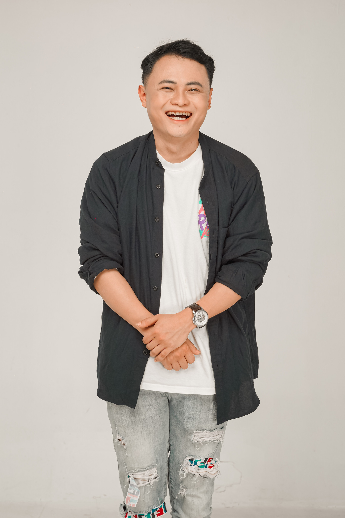 “Lửa thử vàng, gian nan thử Long Hách” ảnh 1