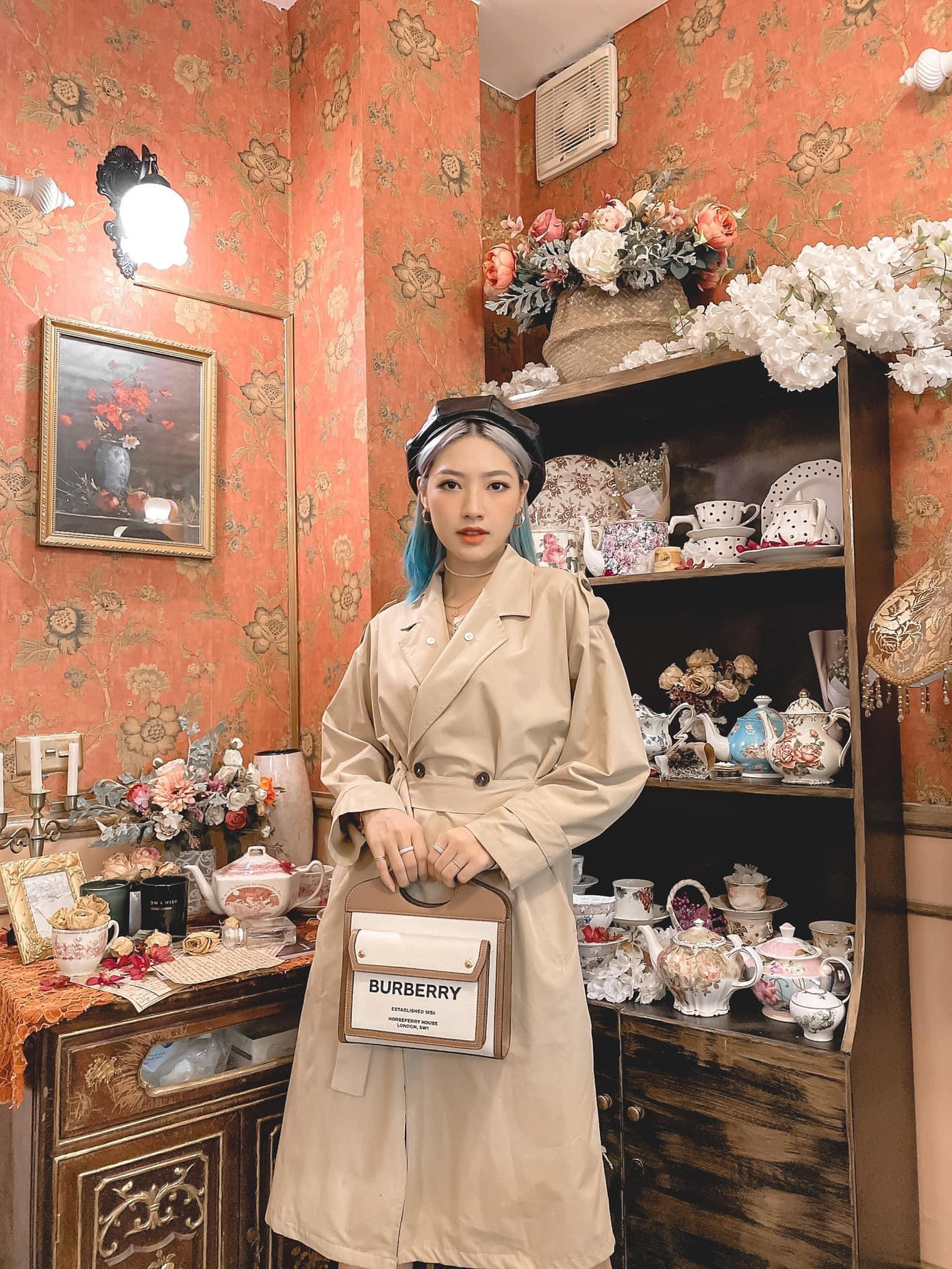 Nữ sinh trường Mỹ thuật theo đuổi phong cách cá tính và nổi loạn ảnh 1