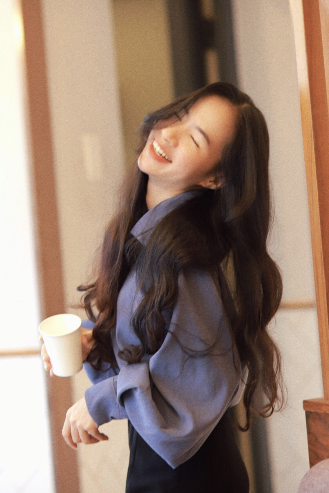 Xúc động về “người cha” bán ổi – Nữ giảng viên xinh đẹp nhận “bão view” trên tiktok ảnh 15