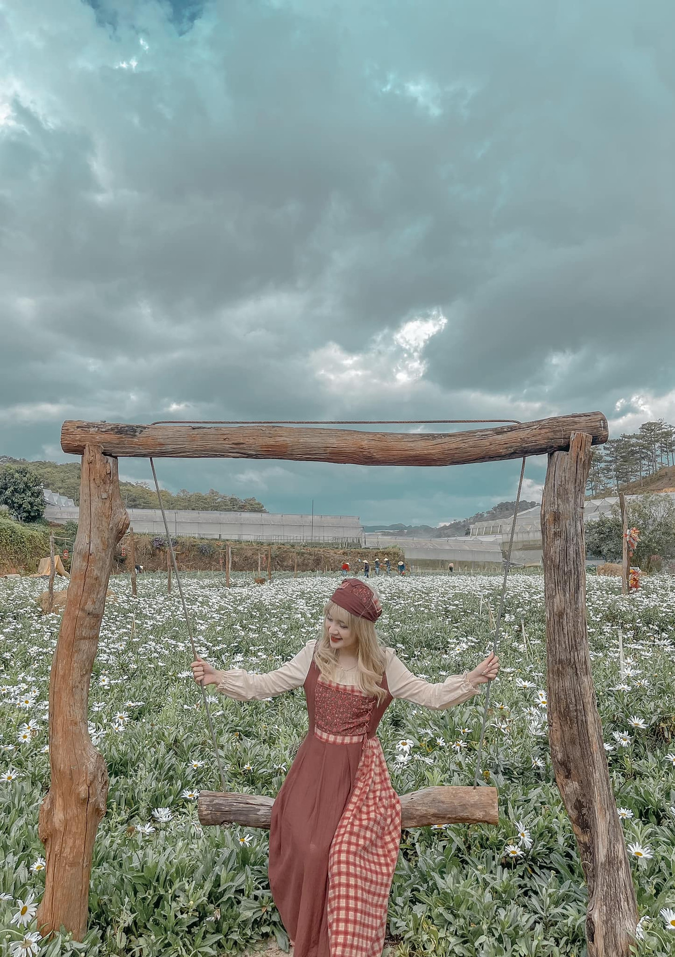 Nữ MC có nụ cười đẹp đam mê chơi Cờ vua ảnh 9