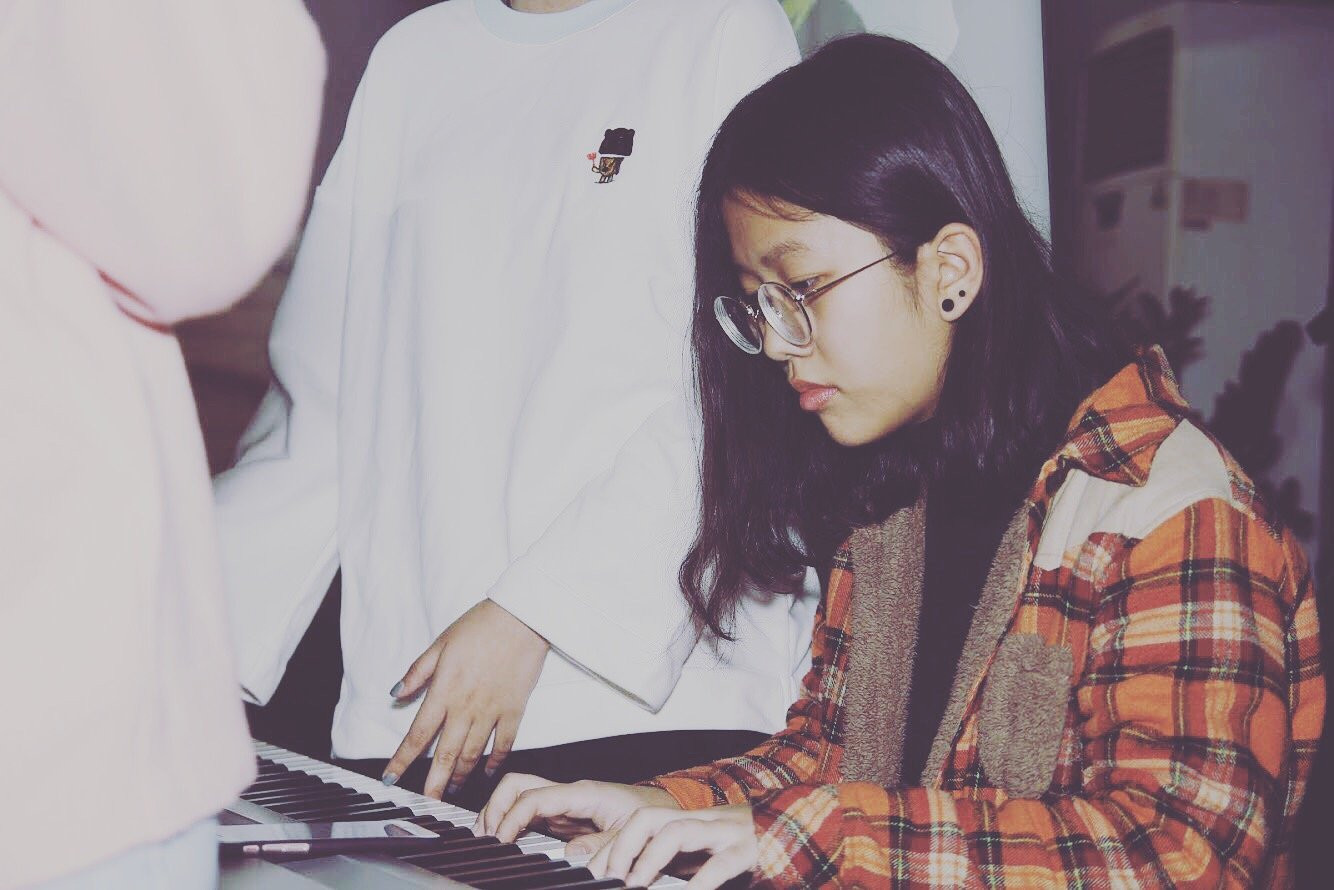 Tuổi 18 với 2 hit triệu view và con đường rẽ ngang không ngờ tới của nữ sinh đất Cảng ảnh 3