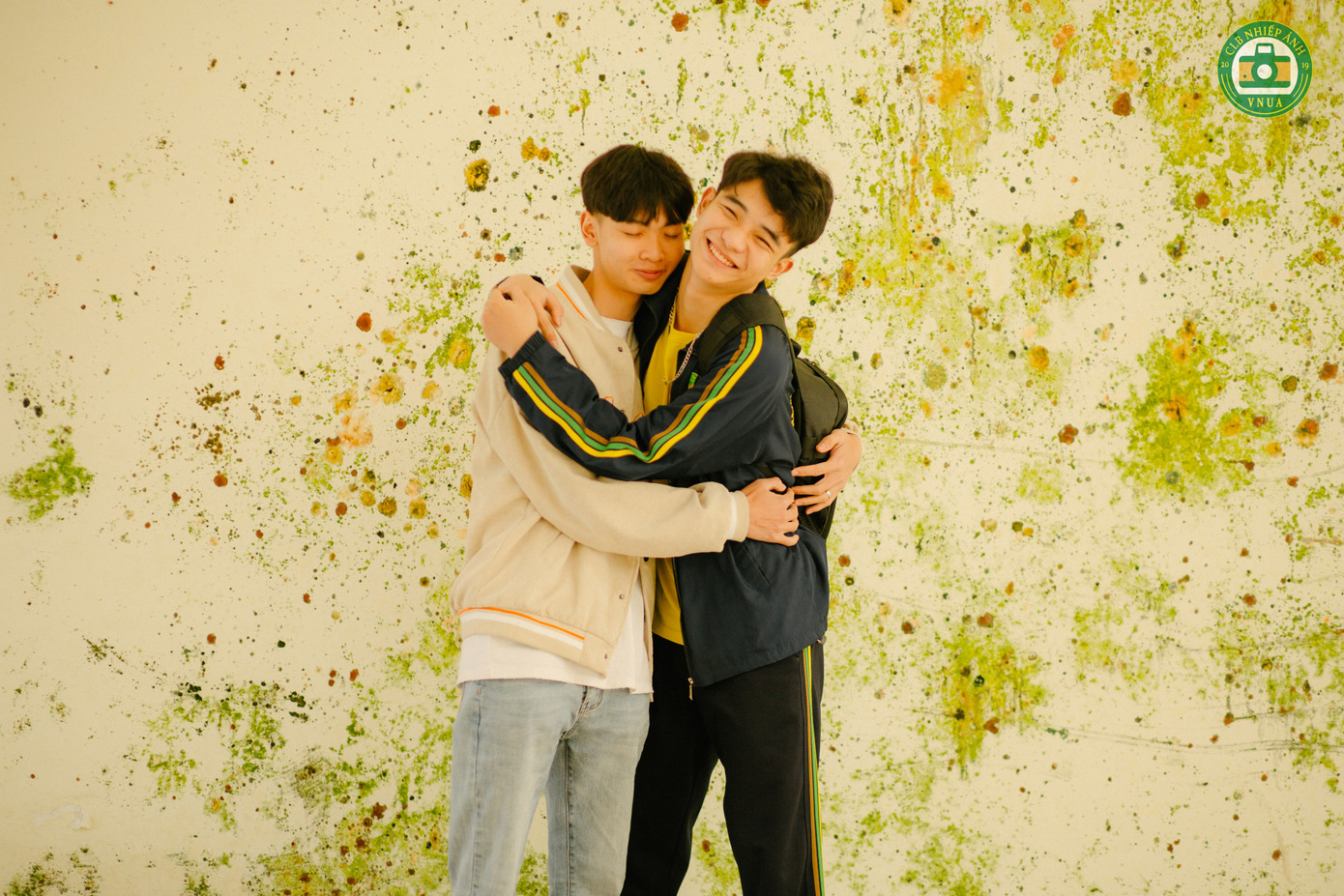 Nam sinh Học viện Nông nghiệp hóa “tiểu thịt tươi” trong đồng phục trường ảnh 10