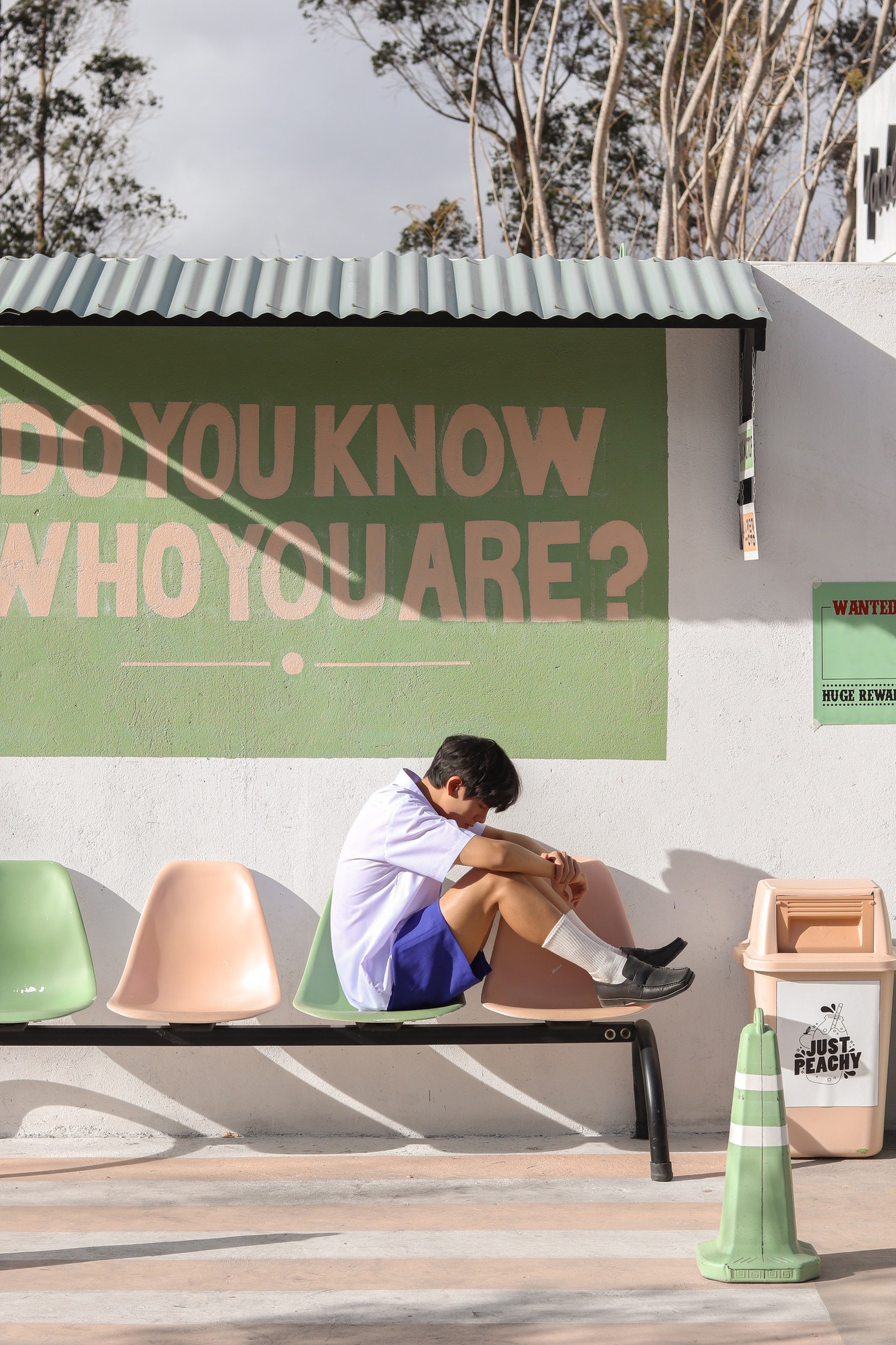 Nam thần Việt thu hút mọi ánh nhìn qua dung mạo ngỡ lai Thái ảnh 10