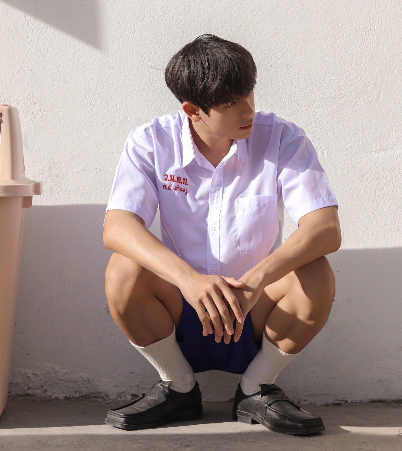 Nam thần Việt thu hút mọi ánh nhìn qua dung mạo ngỡ lai Thái ảnh 8