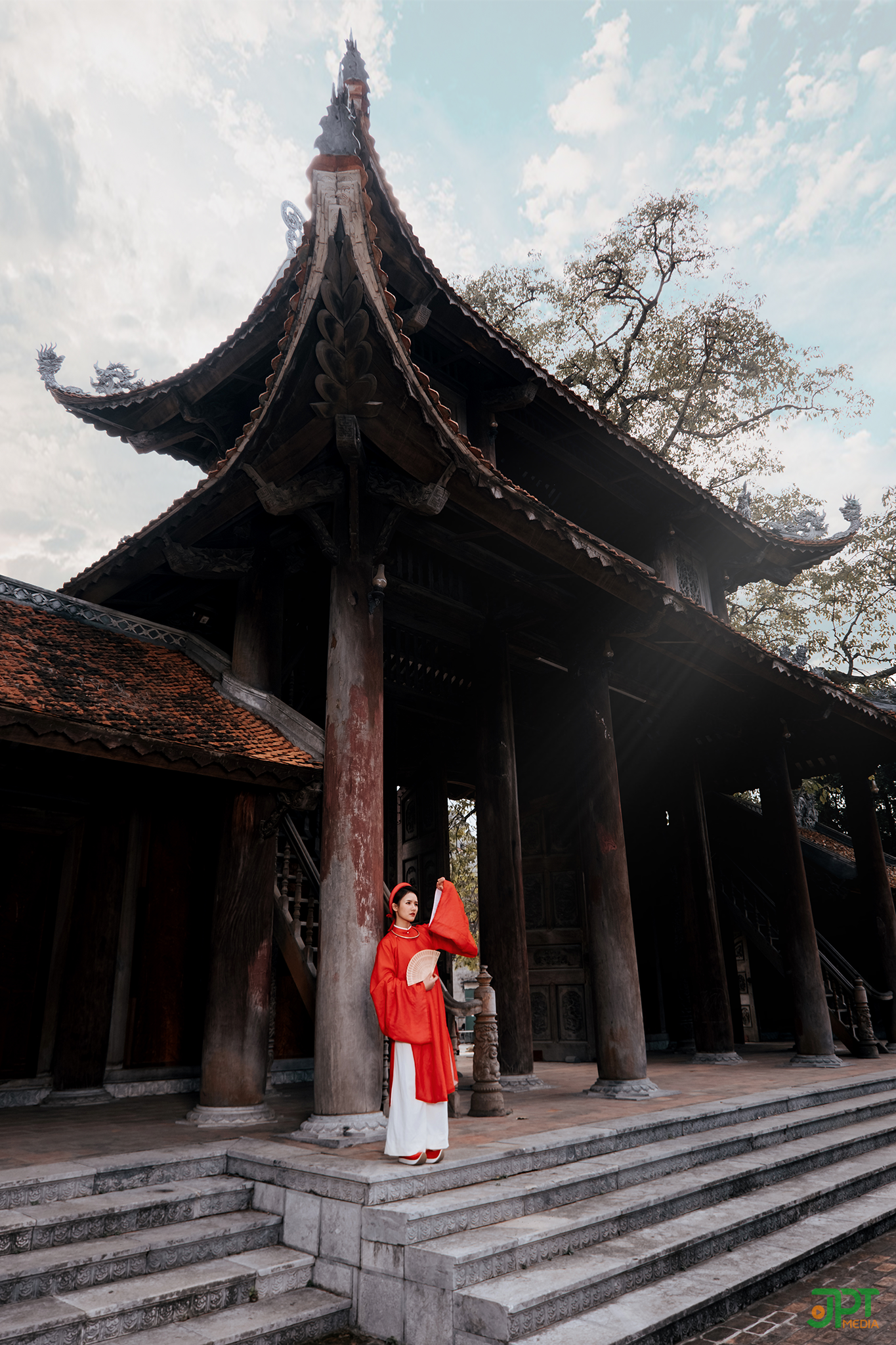 Ngất ngây trước vẻ đẹp đậm chất cổ xưa của Mai Yến trong bộ Cổ phục Việt Nam ảnh 7