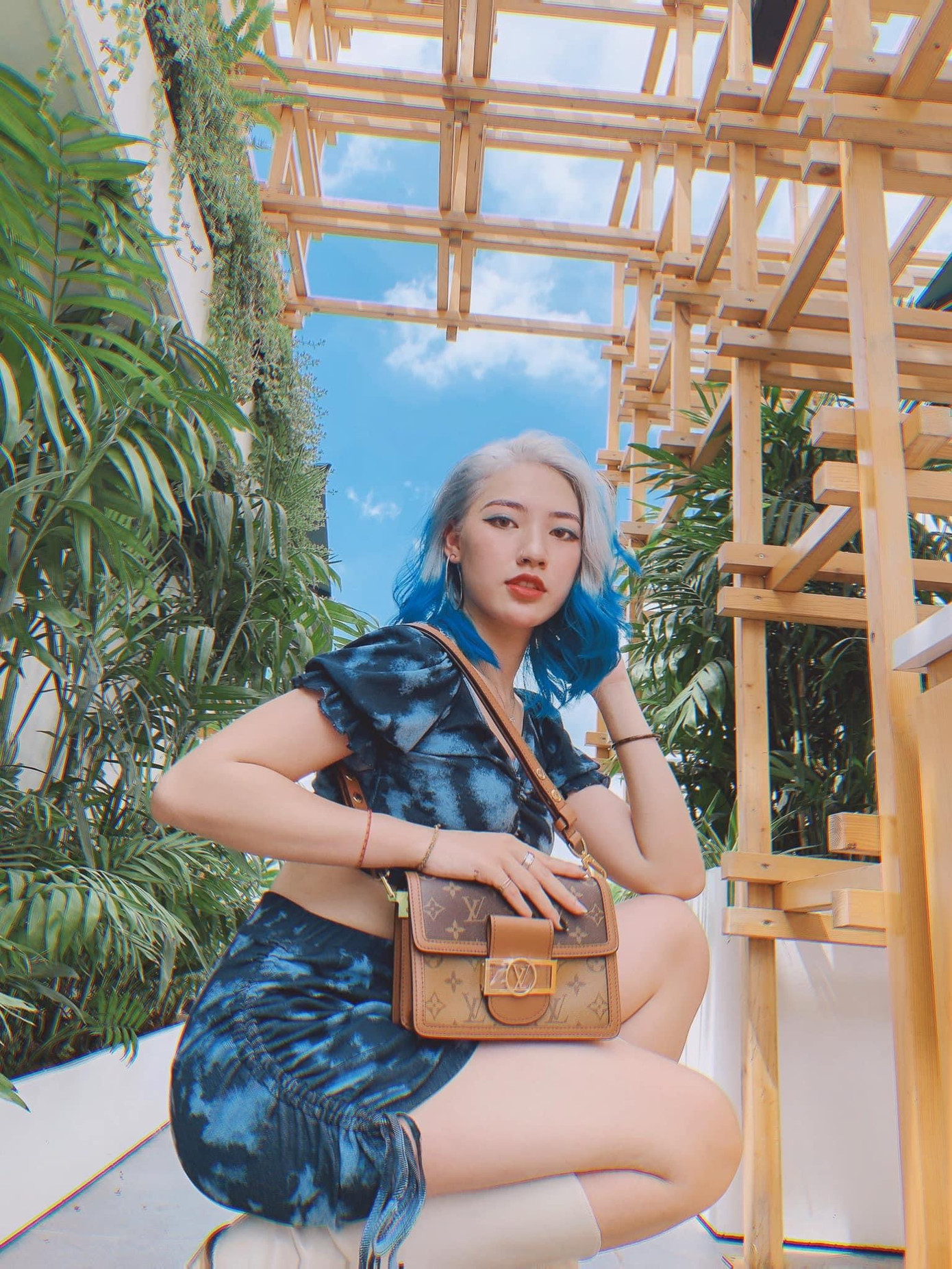 Nữ sinh trường Mỹ thuật theo đuổi phong cách cá tính và nổi loạn ảnh 5