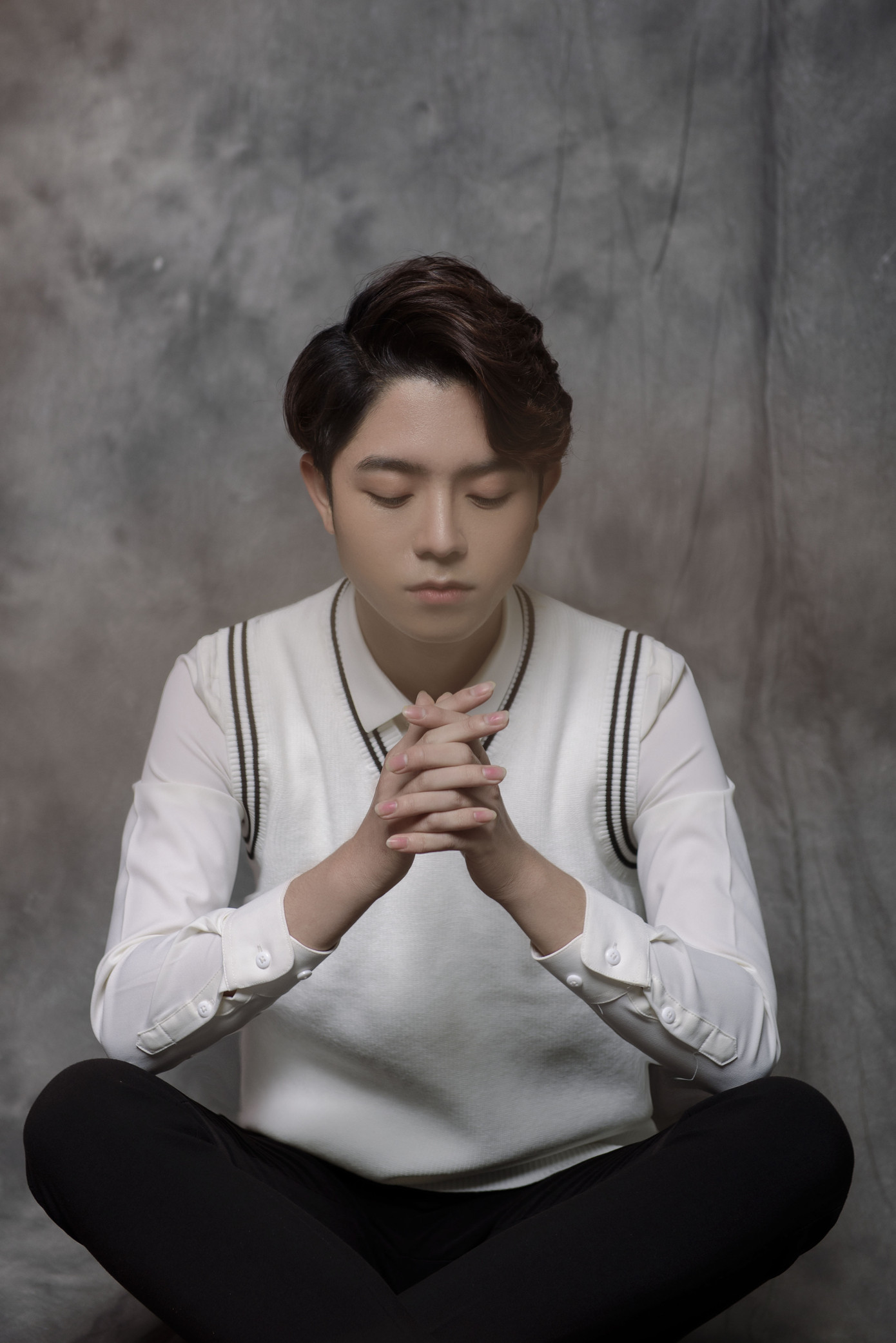 Tuấn Khanh: Đẹp trai chuẩn soái ca trong bộ ảnh mới ảnh 7