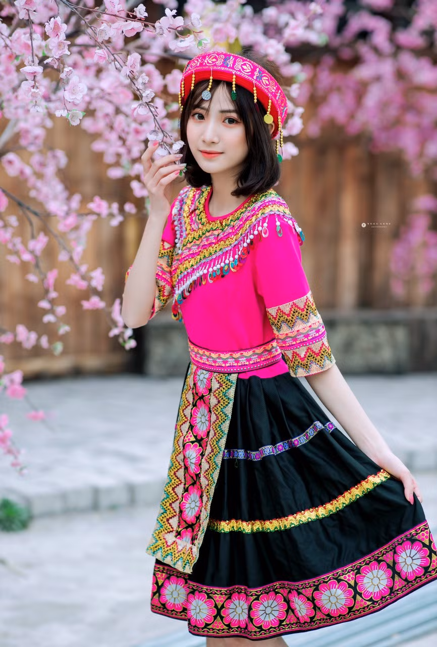 Hot girl Nam Định ‘hóa’ thiếu nữ H’Mông rạng rỡ đón Xuân ảnh 3