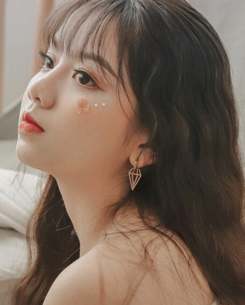 “Hôm nay khó khăn, ngày mai còn khó khăn hơn nhiều, nhưng ngày kia sẽ là ngày tuyệt vời” ảnh 1