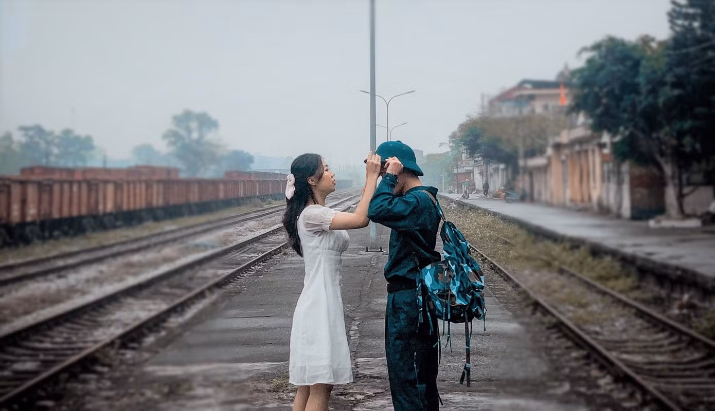 Bộ ảnh ‘Tiễn người yêu lên đường nhập ngũ’ của đôi bạn đến từ Quảng Ninh ảnh 10