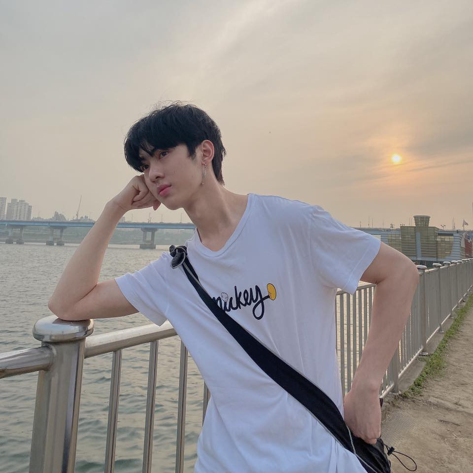 Chàng du học sinh Hàn Quốc điển trai, sắp ra mắt thương hiệu mỹ phẩm riêng ở tuổi 24 ảnh 11