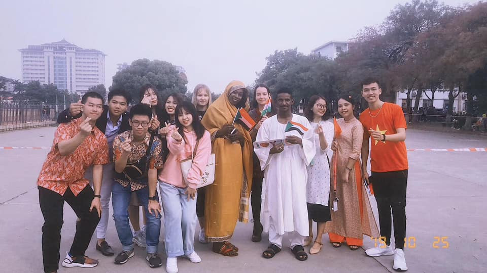 Tâm sự của một cựu Sao tháng Giêng đạp xe xuyên Việt được kết nạp Đảng tại trường đại học ảnh 9