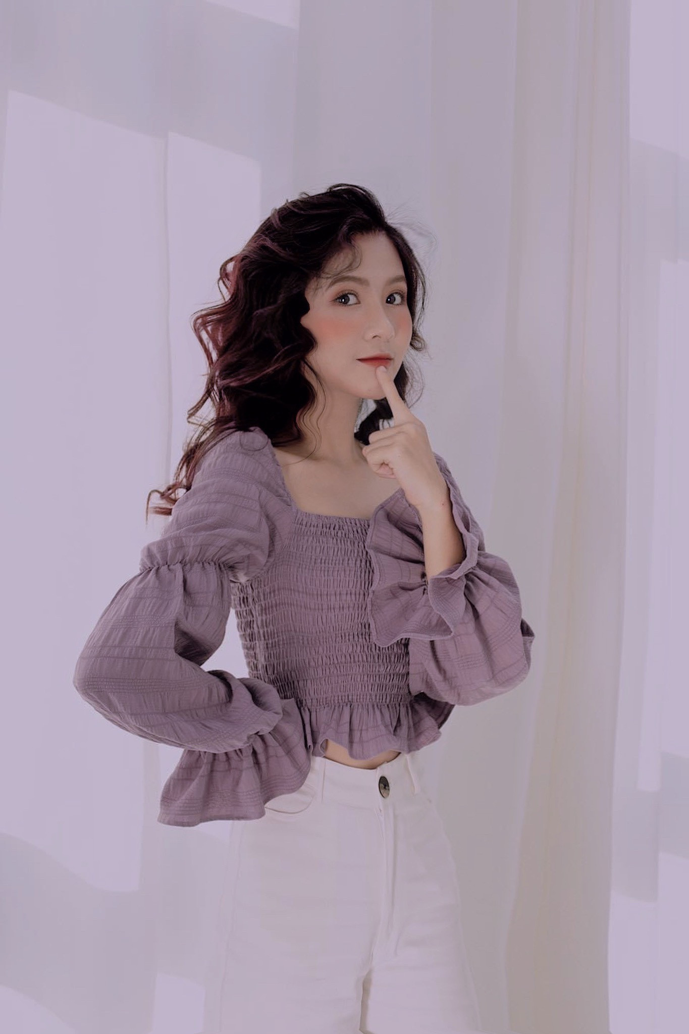 Nữ sinh điện ảnh gây ấn tượng bởi bộ ảnh Tết bên áo Tấc Việt phục ảnh 16