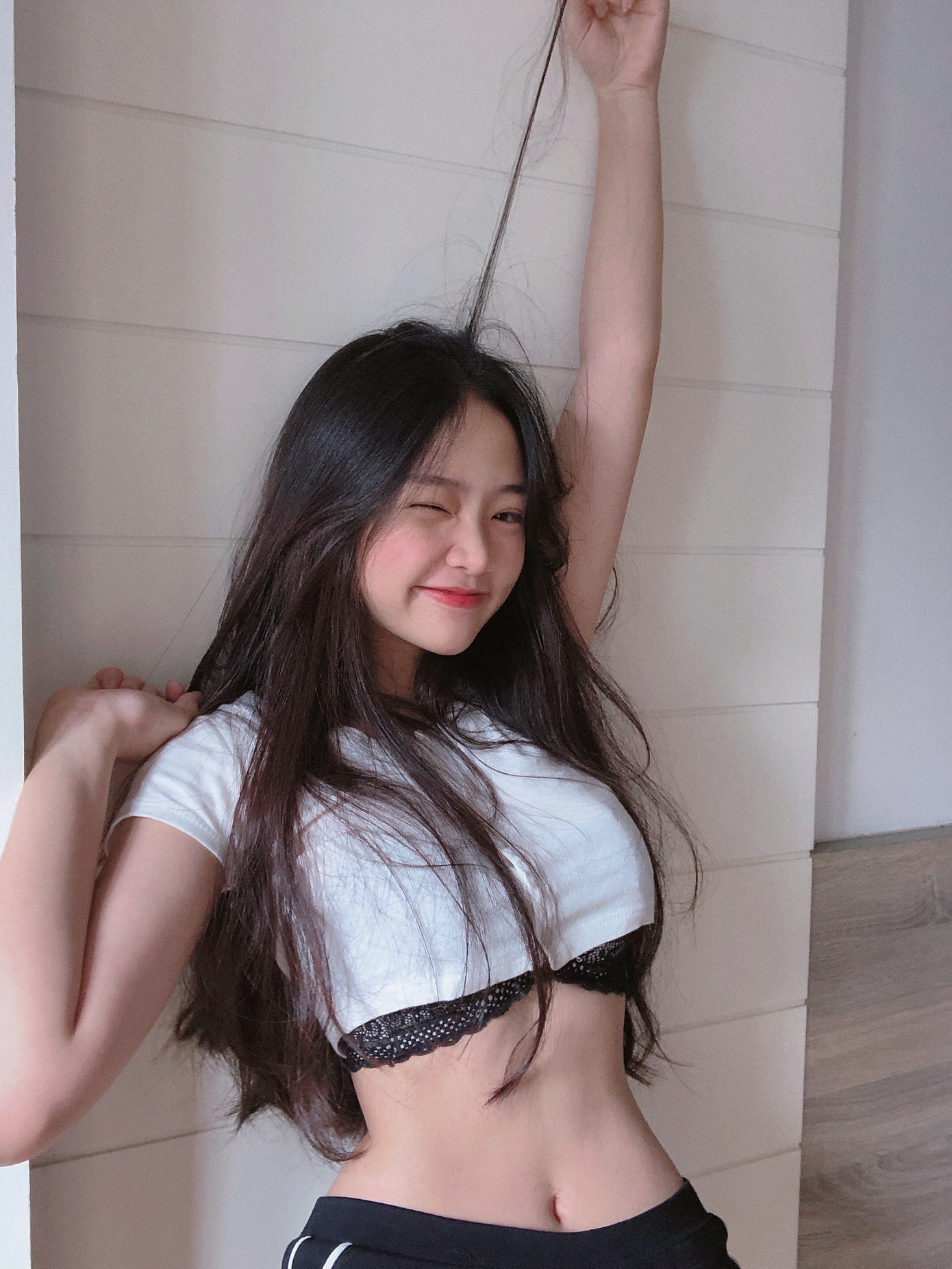 “Thiên thần vạn người mê” Châu Anh sở hữu body “khủng” ảnh 3