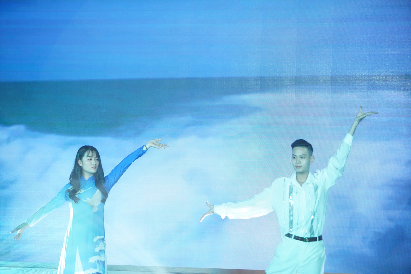 Nam sinh trường Luật chọn nghệ thuật làm đam mê ảnh 5