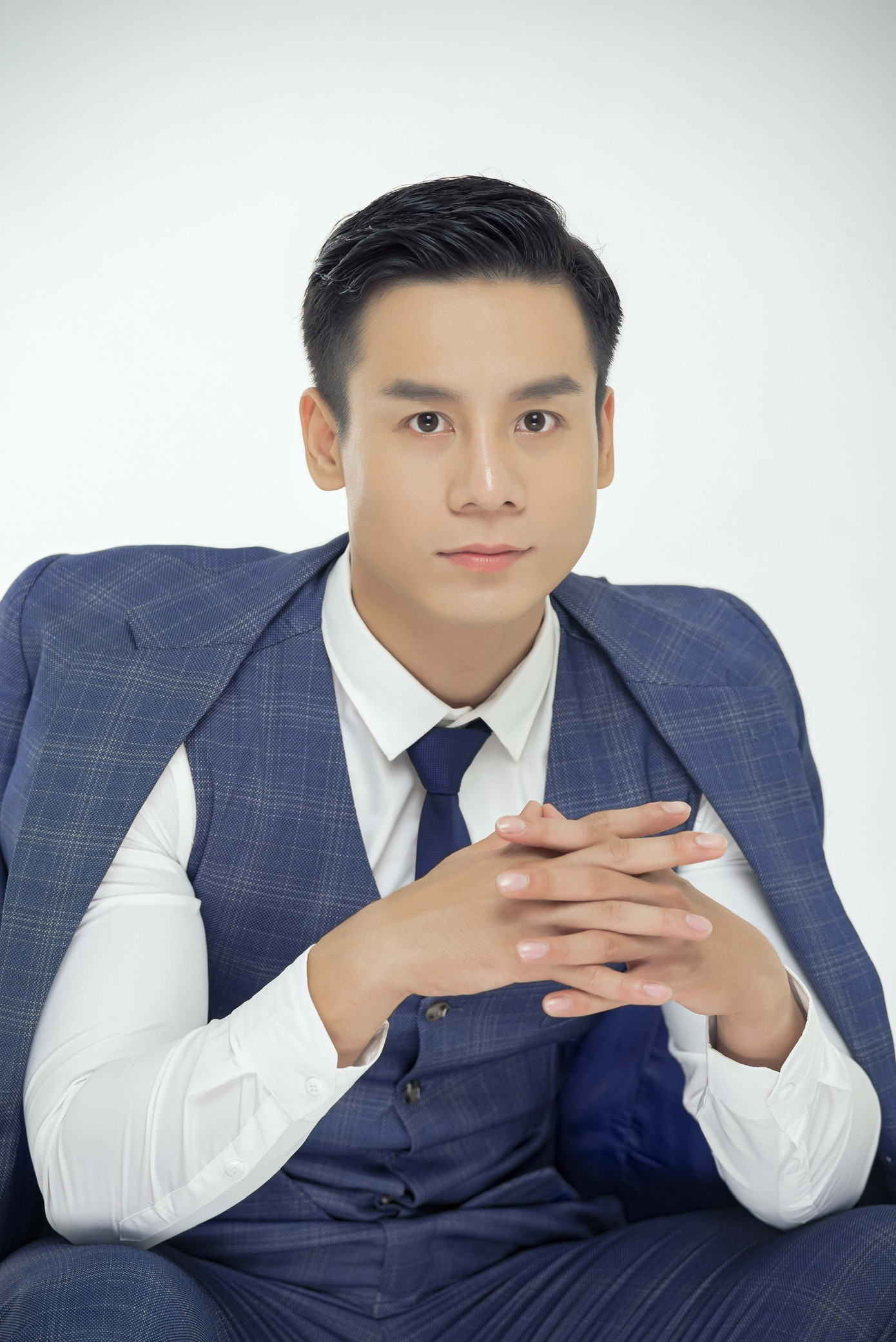 Tung bộ ảnh lịch lãm đầu năm, Cao Xuân Tài tiết lộ dự án mới ảnh 7